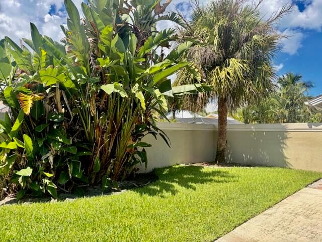 204 Cape Pointe Circle, Jupiter, FL 33477