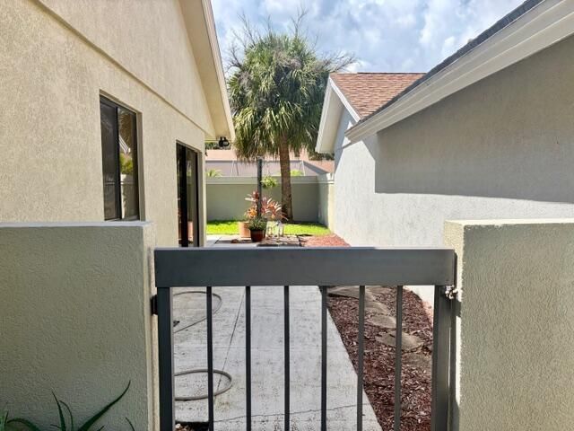 204 Cape Pointe Circle, Jupiter, FL 33477