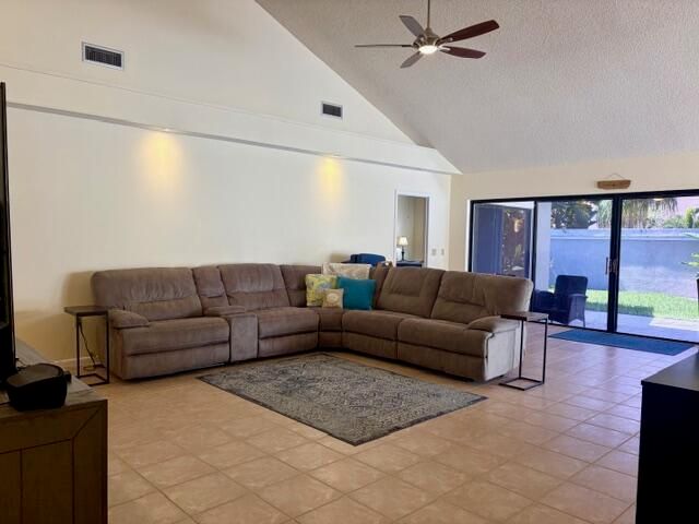 204 Cape Pointe Circle, Jupiter, FL 33477