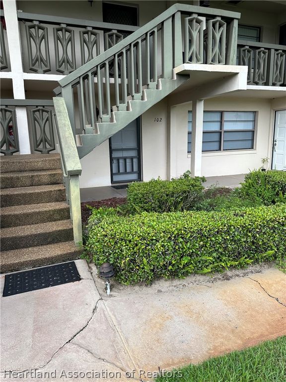 102 Fairway Court 102, Lake Placid, FL 33852