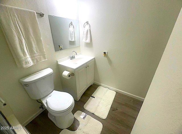 4321 W GREENWAY Road, Glendale, AZ 85306