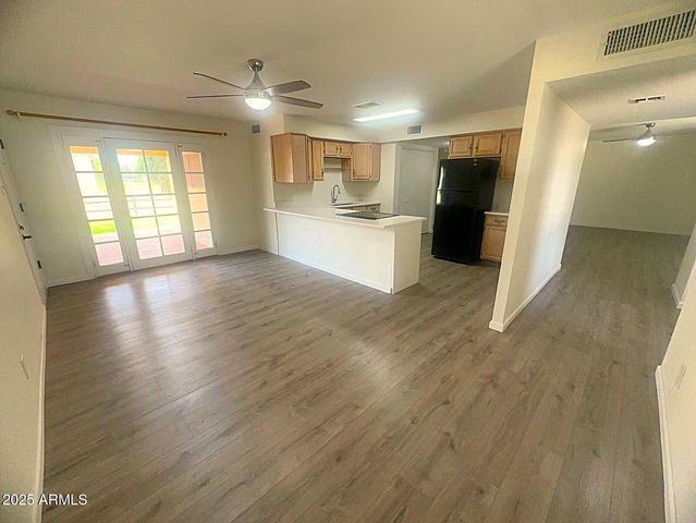 4321 W GREENWAY Road, Glendale, AZ 85306