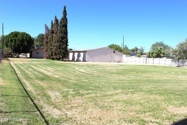 4321 W GREENWAY Road, Glendale, AZ 85306