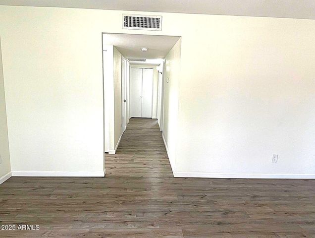 4321 W GREENWAY Road, Glendale, AZ 85306