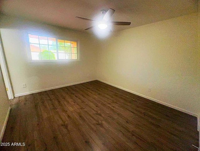 4321 W GREENWAY Road, Glendale, AZ 85306