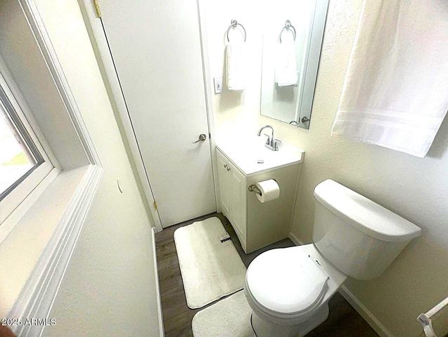 4321 W GREENWAY Road, Glendale, AZ 85306