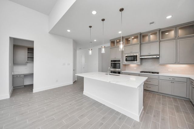 9507 Chateau Hill, Manvel, TX 77578