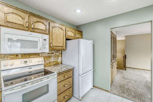 1681 128th Avenue NW, Coon Rapids, MN 55448