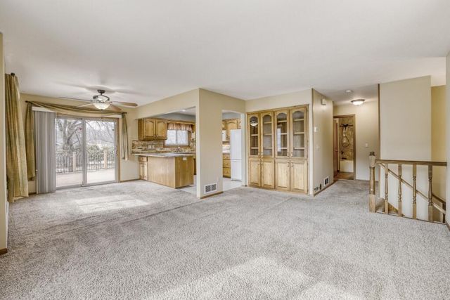 1681 128th Avenue NW, Coon Rapids, MN 55448