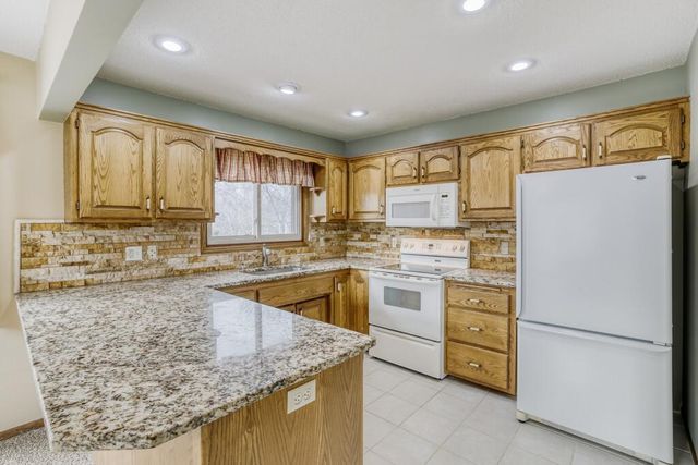 1681 128th Avenue NW, Coon Rapids, MN 55448