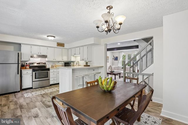 10508 APPLE RIDGE RD, Gaithersburg, MD 20886