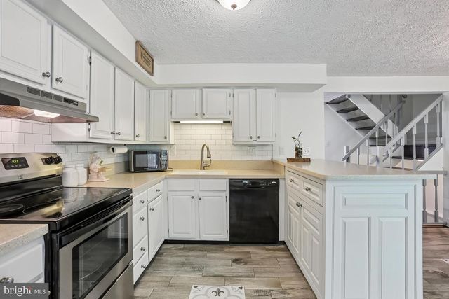 10508 APPLE RIDGE RD, Gaithersburg, MD 20886