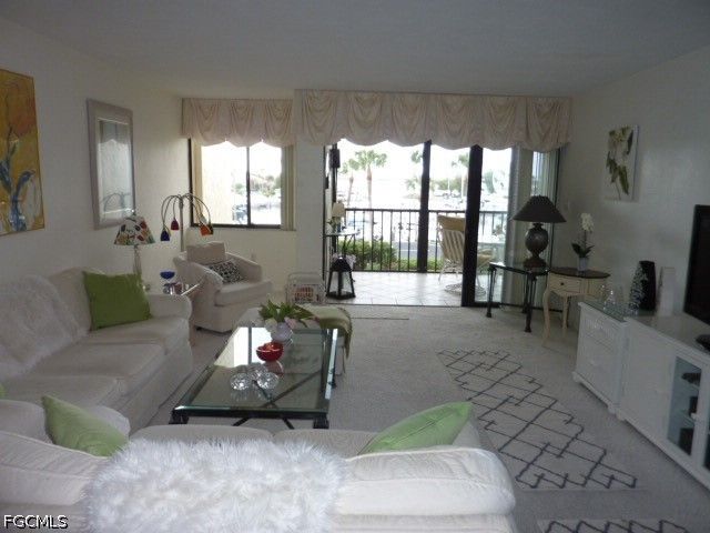 4821 S Landings DR 205, Fort Myers, FL 33919