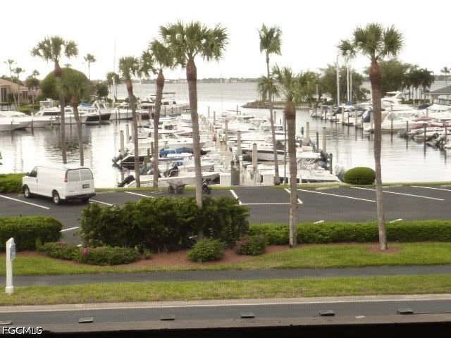 4821 S Landings DR 205, Fort Myers, FL 33919