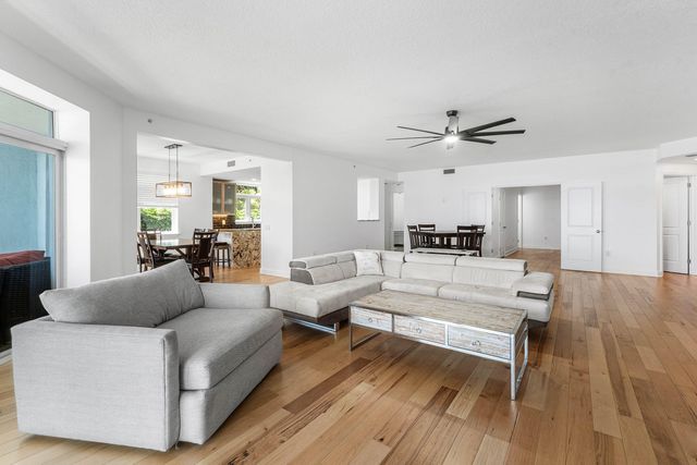 309 E Ocean Avenue 103, Lantana, FL 33462