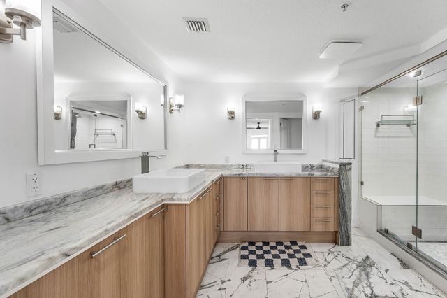 309 E Ocean Avenue 103, Lantana, FL 33462