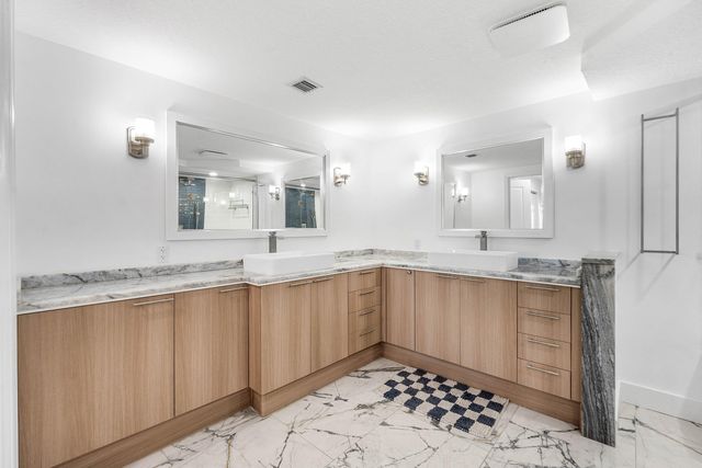 309 E Ocean Avenue 103, Lantana, FL 33462