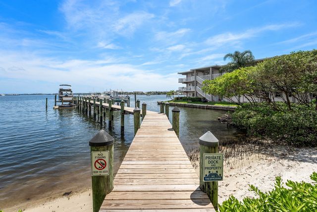 309 E Ocean Avenue 103, Lantana, FL 33462