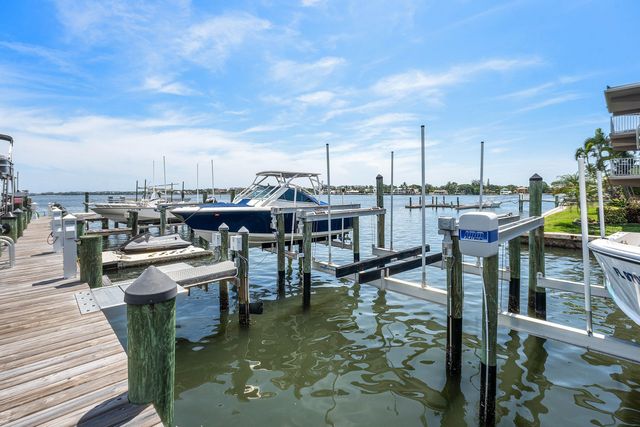 309 E Ocean Avenue 103, Lantana, FL 33462