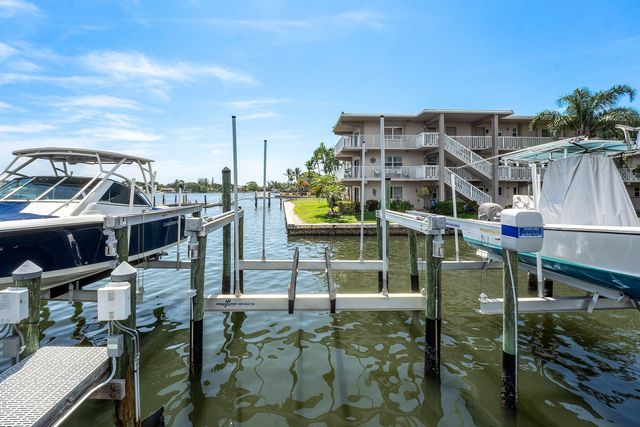 309 E Ocean Avenue 103, Lantana, FL 33462