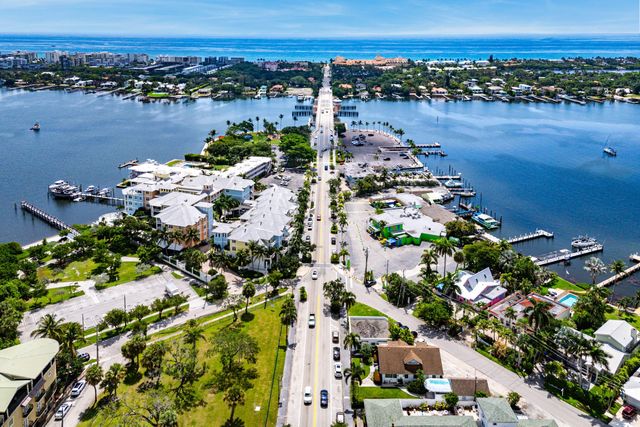 309 E Ocean Avenue 103, Lantana, FL 33462