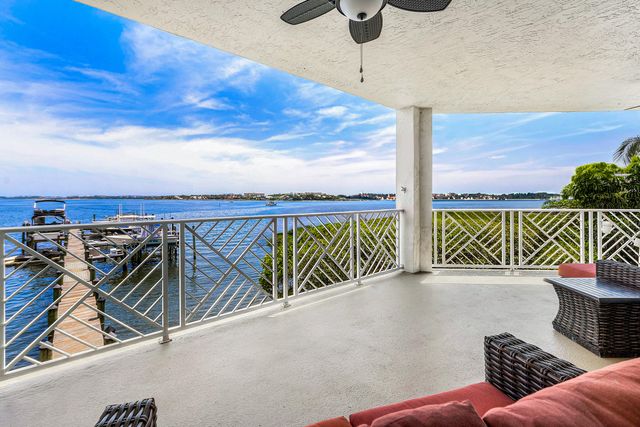 309 E Ocean Avenue 103, Lantana, FL 33462