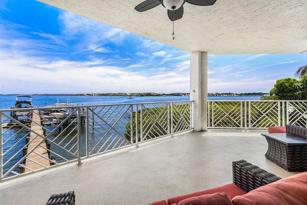 309 E Ocean Avenue 103, Lantana, FL 33462