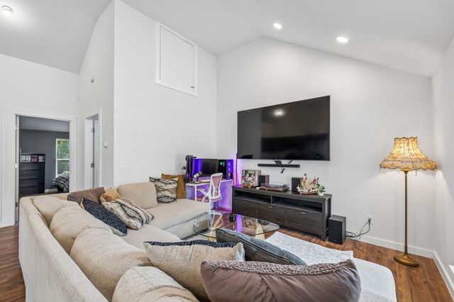 4016 Woodbury Pike, Murfreesboro, TN 37127