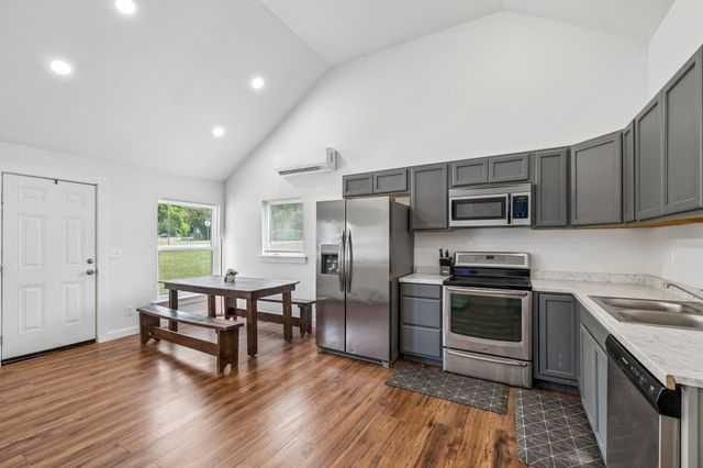 4016 Woodbury Pike, Murfreesboro, TN 37127