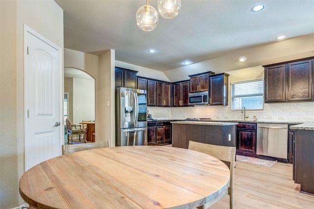 10337 Pear Valley Road, Mckinney, TX 75072