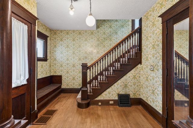 3111 17th Avenue S, Minneapolis, MN 55407