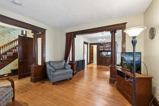 3111 17th Avenue S, Minneapolis, MN 55407