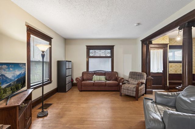 3111 17th Avenue S, Minneapolis, MN 55407