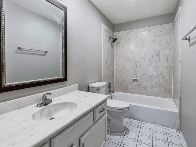 10407 Linecamp Drive, Houston, TX 77064