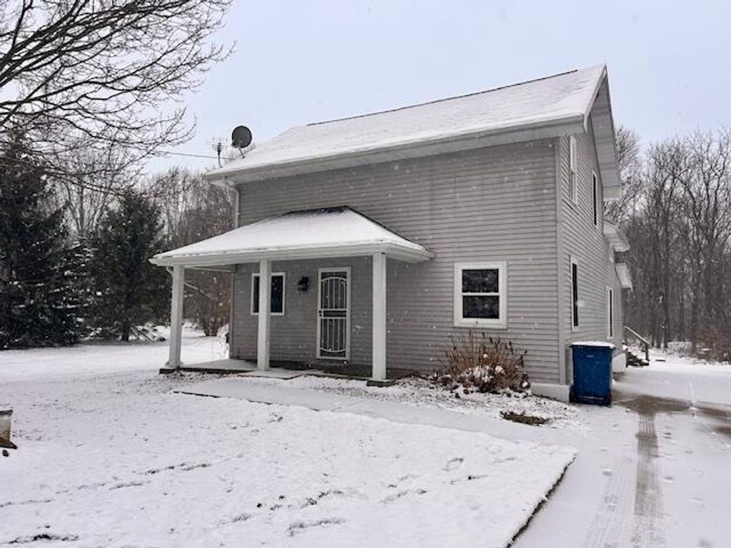 275 Battle Creek Street, Ceresco, MI 49033