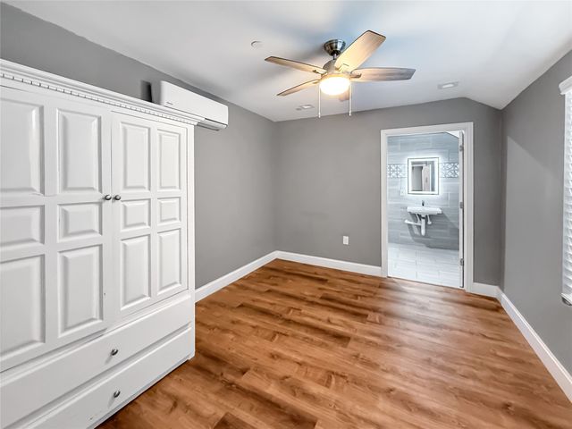 2508 W Crawford Street, Denison, TX 75020