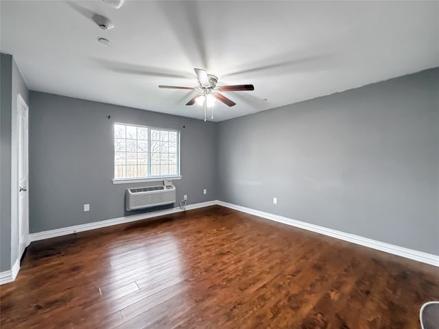 2508 W Crawford Street, Denison, TX 75020