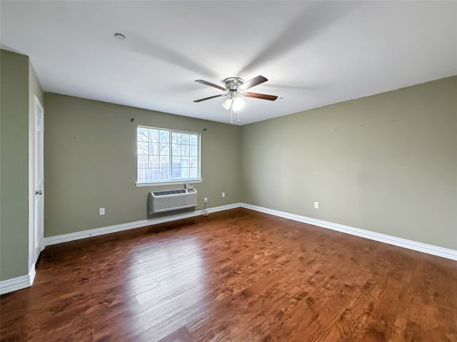 2508 W Crawford Street, Denison, TX 75020