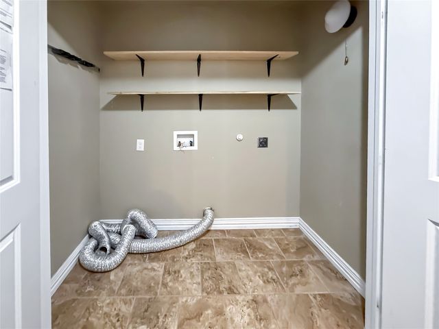 2508 W Crawford Street, Denison, TX 75020