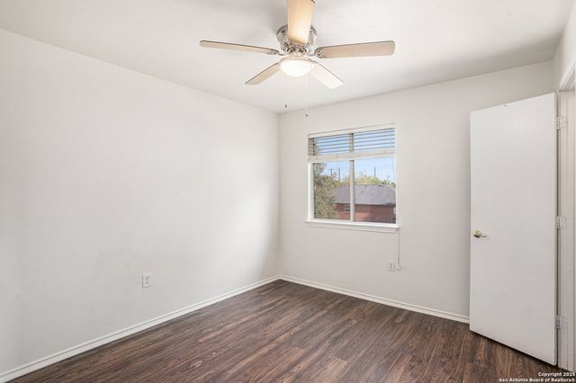 6611 Walnut Valley, San Antonio, TX 78242
