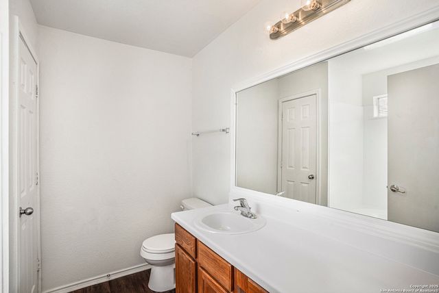 6611 Walnut Valley, San Antonio, TX 78242