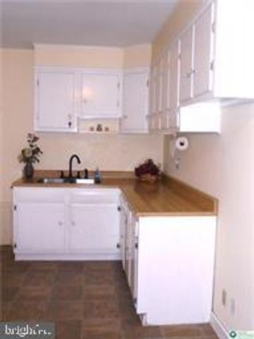 1336 FAIRFAX ST, Allentown, PA 18103