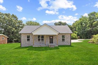 101 Hogin Road, Dickson, TN 37055