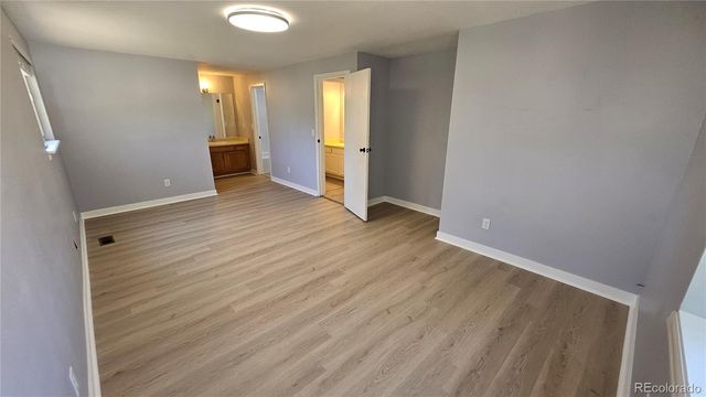 4244 S Bahama Street, Aurora, CO 80013