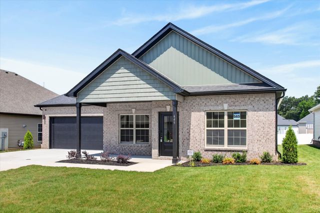 645 Woodrush Dr, Clarksville, TN 37040