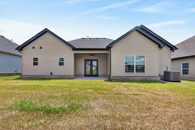 645 Woodrush Dr, Clarksville, TN 37040