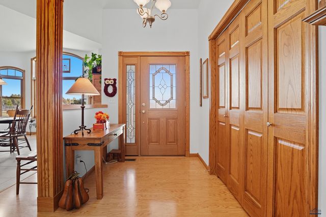 1505 KINGS RD, Rapid City, SD 57702