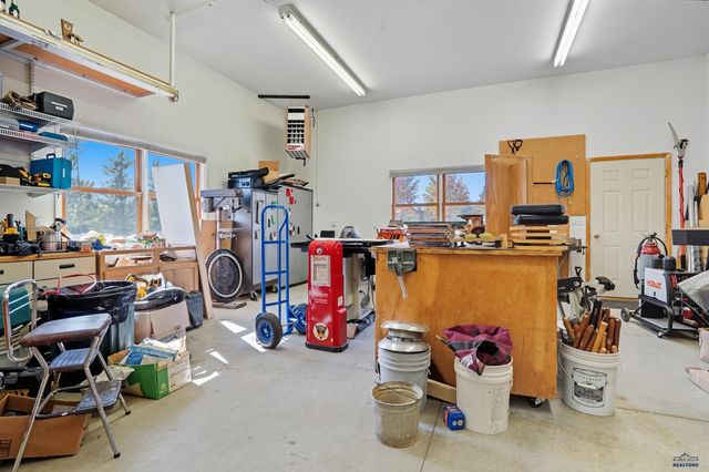 1505 KINGS RD, Rapid City, SD 57702