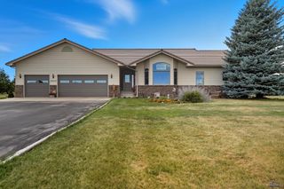 1505 KINGS RD, Rapid City, SD 57702