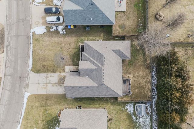 22241 W Sycamore Street, Tonganoxie, KS 66086